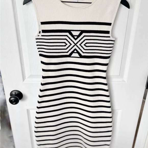 Rare La Ligne Emmanuelle Black Cream Striped SMALL Midi Day Dress Geometric $295 - Picture 4 of 15